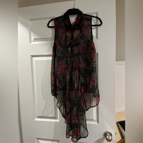 Cecico L-XL dark floral layering top button down dark aesthetic - Picture 2 of 8